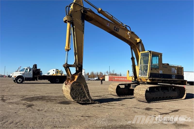CAT 235C Escavatori cingolati