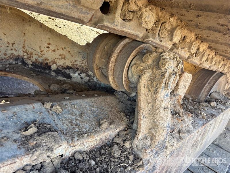 CAT 235C Escavatori cingolati