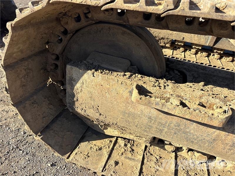 CAT 235C Escavatori cingolati
