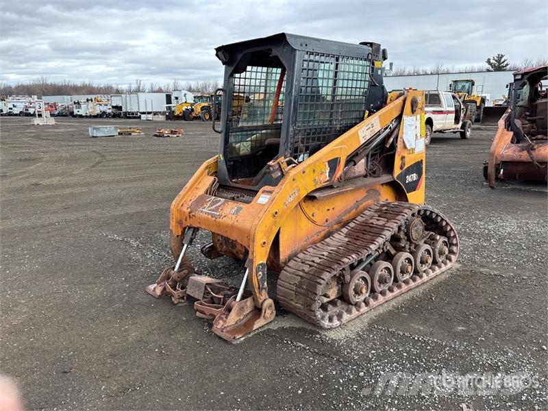 CAT 247B3 لوادر انزلاقية التوجيه