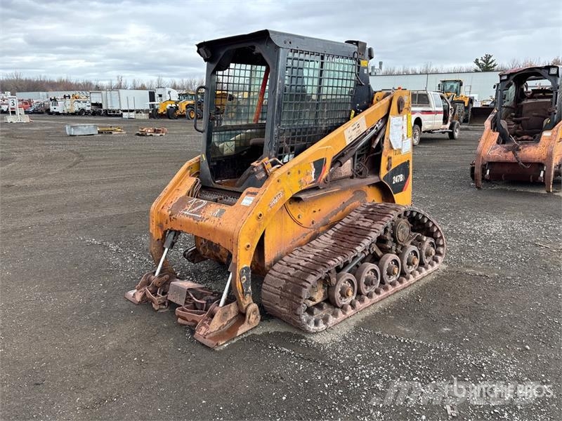 CAT 247B3 لوادر انزلاقية التوجيه