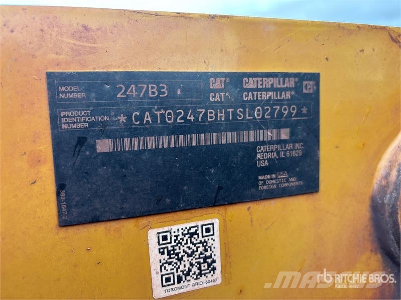 CAT 247B3 لوادر انزلاقية التوجيه