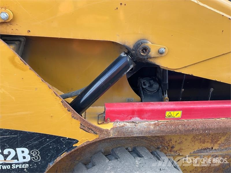 CAT 252B3 Φορτωτάκια