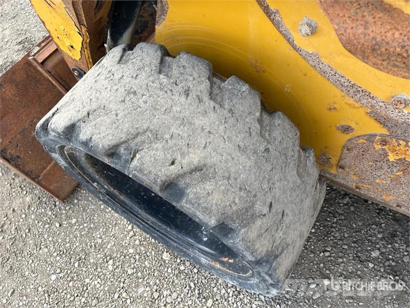 CAT 252B3 Φορτωτάκια