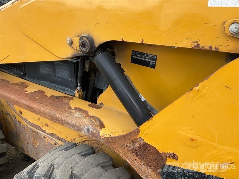 CAT 252B3 Φορτωτάκια