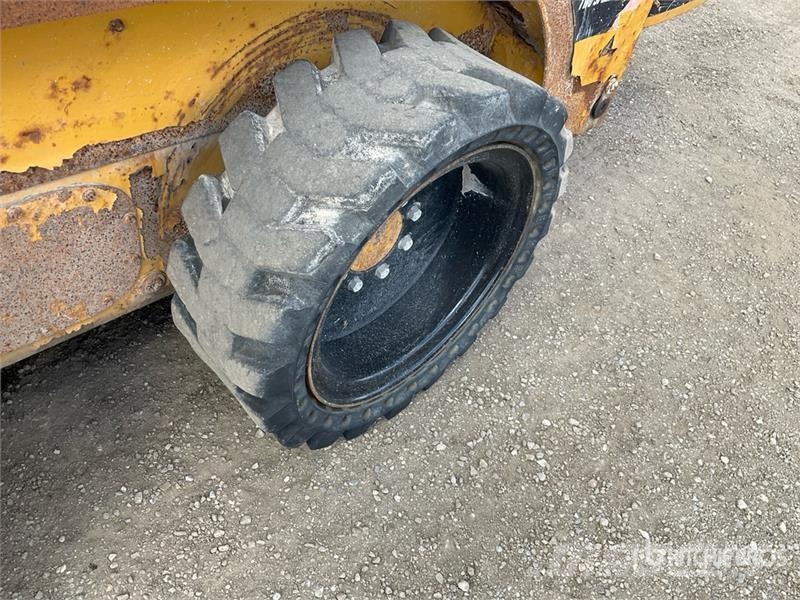 CAT 252B3 Φορτωτάκια