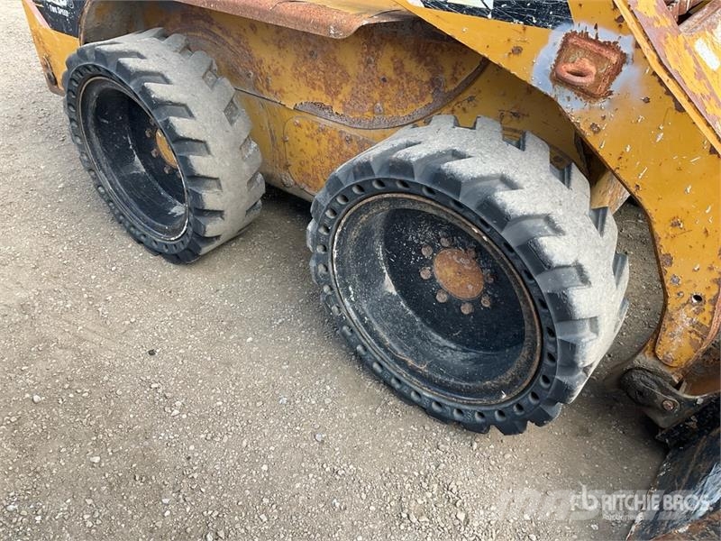 CAT 252B3 Φορτωτάκια