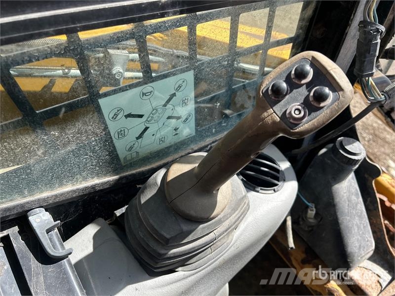 CAT 252B3 Φορτωτάκια