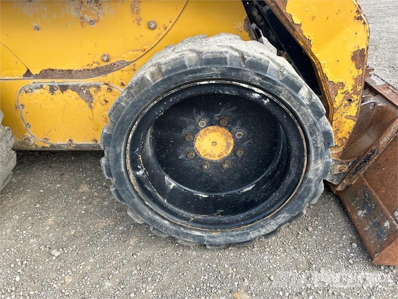 CAT 252B3 Φορτωτάκια