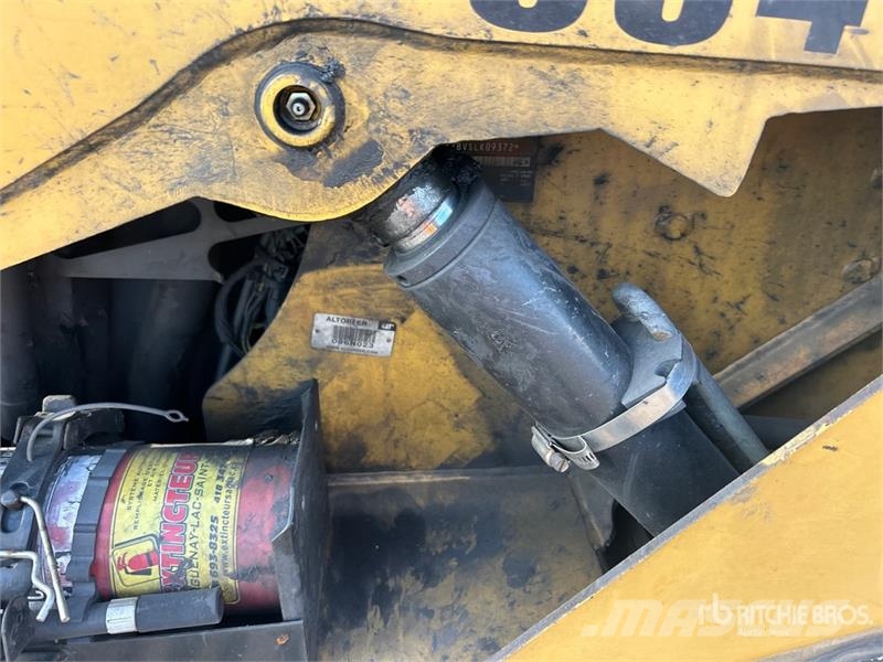 CAT 257B2 Compact Track Loader Skid steer mini utovarivači