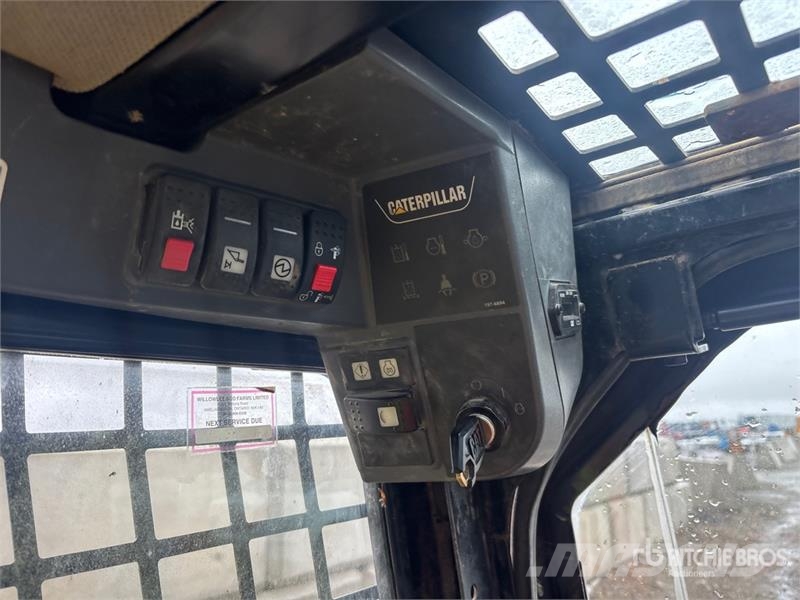 CAT 257B3 Two-Speed Compact Track Loader Lietoti riteņu kompaktiekrāvēji