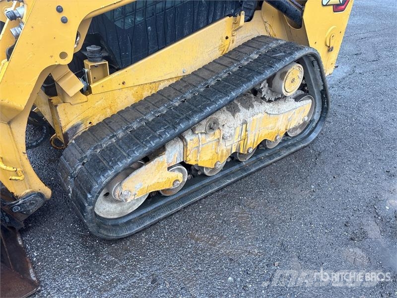 CAT 259 D3 Two-Speed Compact Track Loader لوادر انزلاقية التوجيه