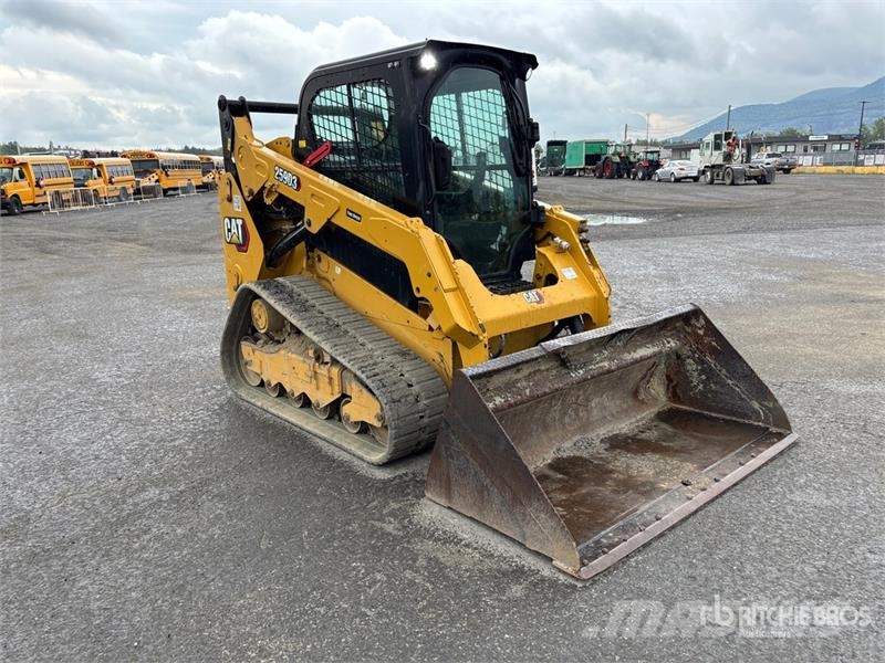 CAT 259 D3 Two-Speed Compact Track Loader لوادر انزلاقية التوجيه