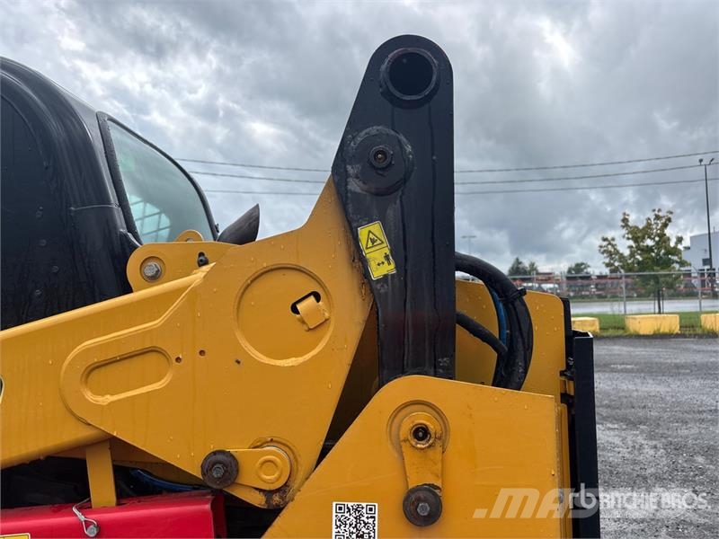 CAT 259 D3 Two-Speed Compact Track Loader لوادر انزلاقية التوجيه