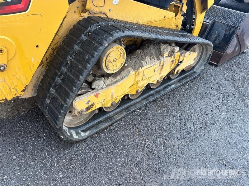 CAT 259 D3 Two-Speed Compact Track Loader لوادر انزلاقية التوجيه