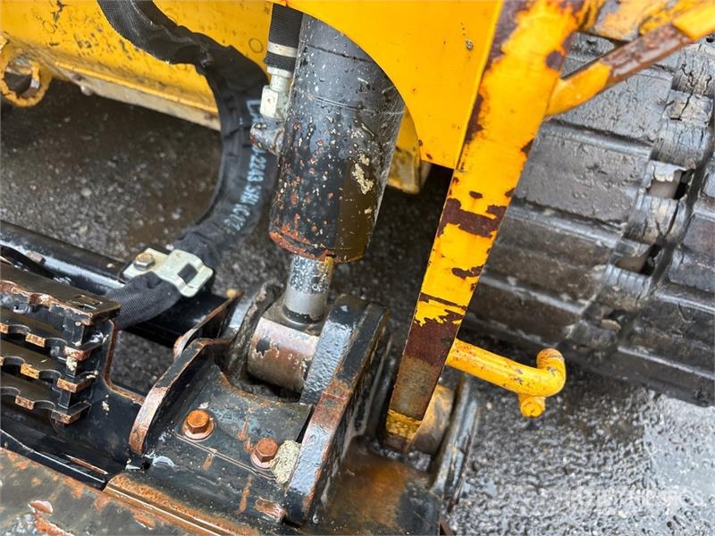CAT 259 D3 Two-Speed Compact Track Loader لوادر انزلاقية التوجيه