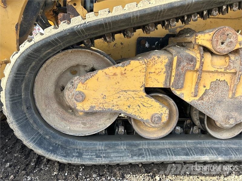 CAT 259D Skid steer mini nakladalci