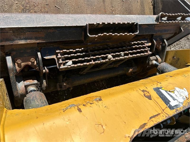 CAT 259D Skid steer mini nakladalci