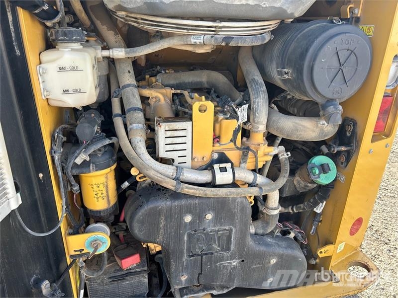 CAT 259D Skid steer mini nakladalci