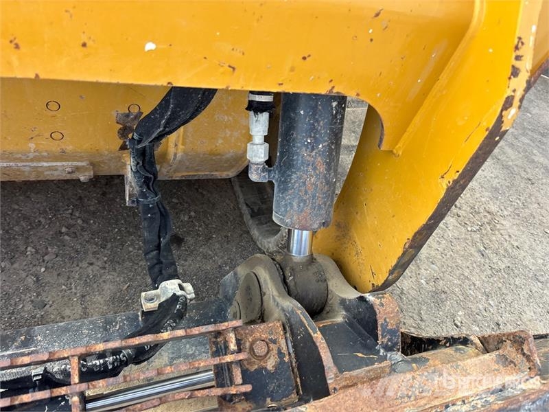 CAT 259D3 Two-Speed Compact Track Loader Kompaktrakodók