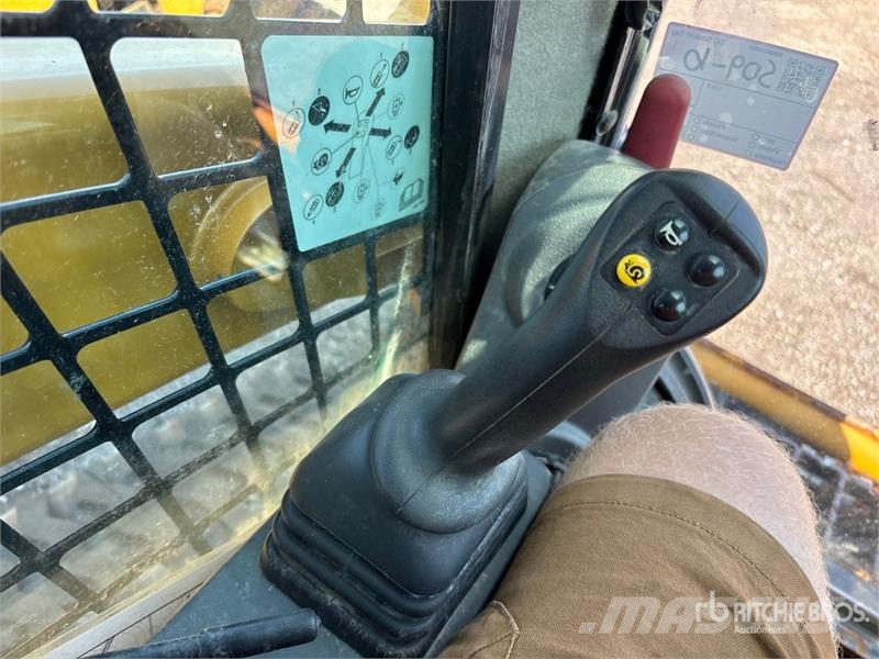 CAT 259D3 Two-Speed Compact Track Loader Skid steer loderler