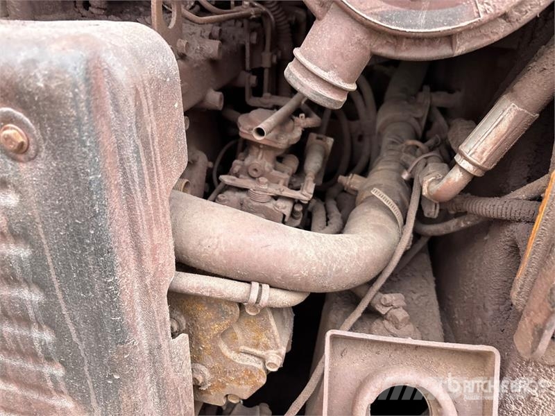 CAT 289C لوادر انزلاقية التوجيه