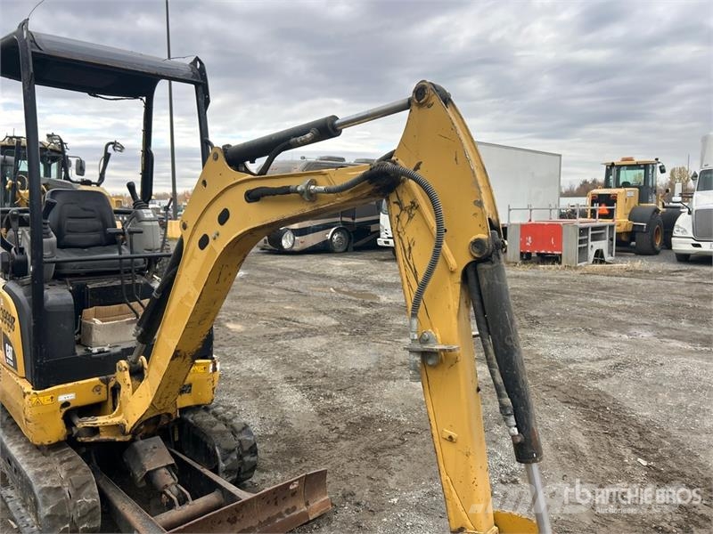 CAT 301.7D CR Mini Excavator Mini ekskavatori < 7 t