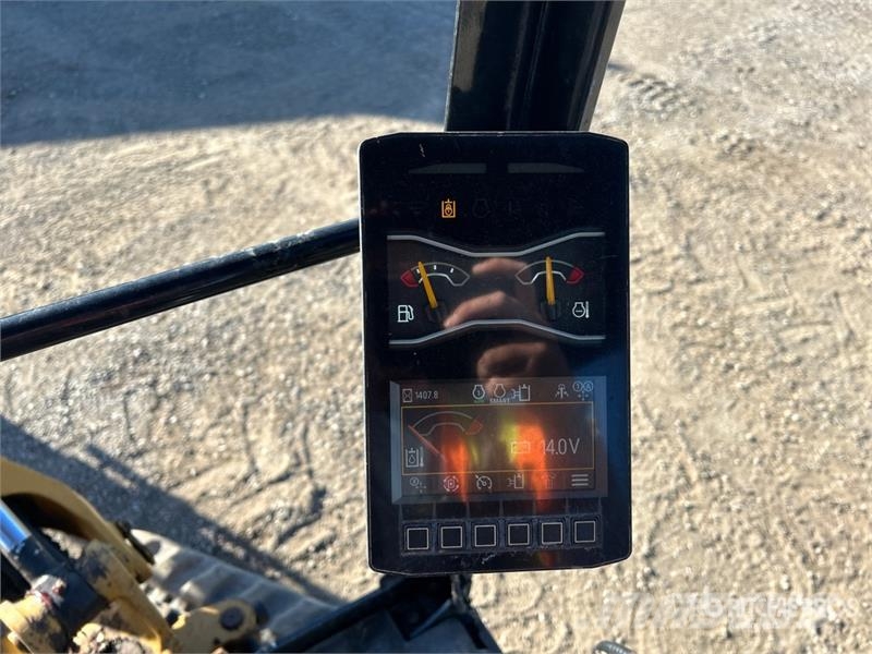CAT 301.8 Mini Excavator Minigravemaskiner