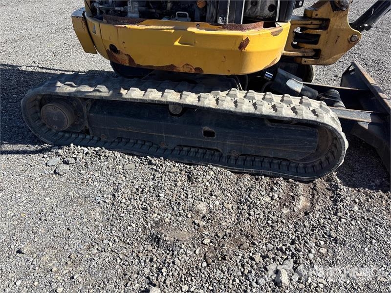 CAT 302.7D CR Mini Excavator Mini excavators < 7t