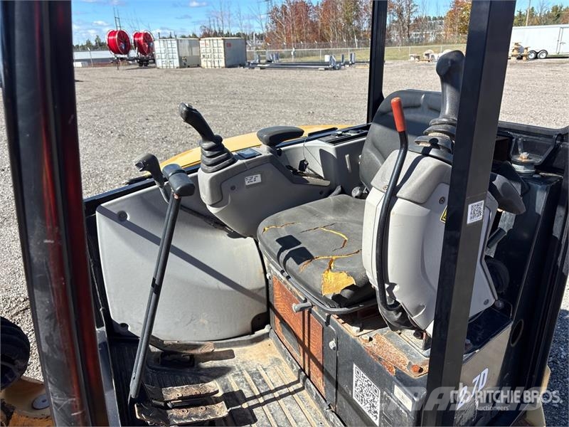 CAT 302.7D CR Mini Excavator Mini excavators < 7t