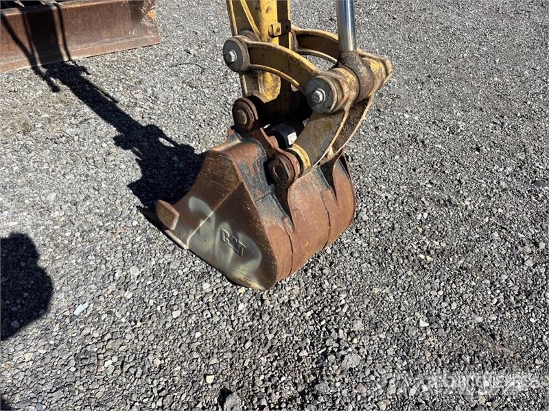 CAT 302.7D CR Mini Excavator Mini excavators < 7t