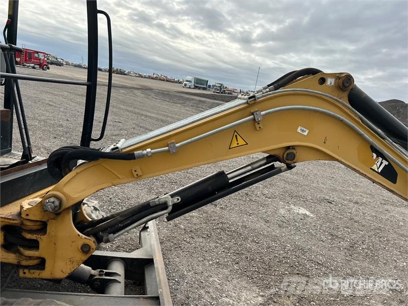 CAT 302.7DCR Mini Excavator Mini bageri <7t