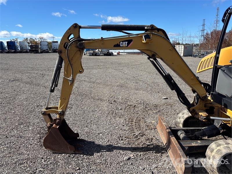 CAT 302.7DCR Mini Excavator Minigravemaskiner