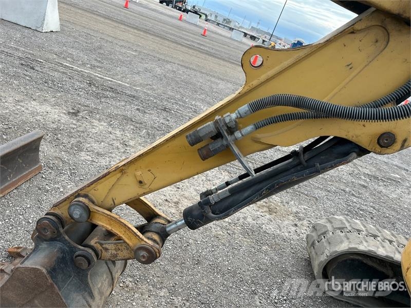 CAT 302.7DCR Mini Excavator Mini bageri <7t