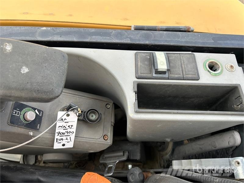 CAT 302.7DCR Mini Excavator Mini bageri <7t