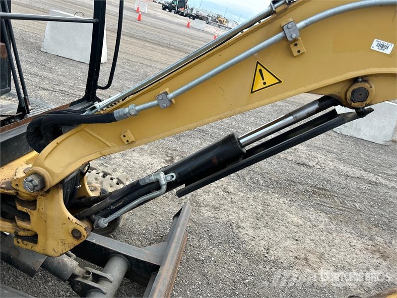 CAT 302.7DCR Mini Excavator Mini bageri <7t