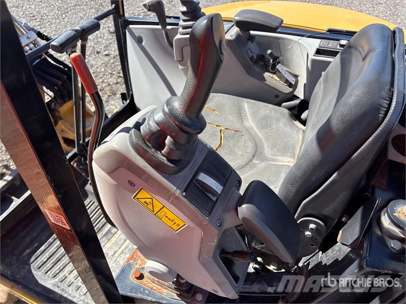 CAT 302.7DCR Mini Excavator Minigravemaskiner