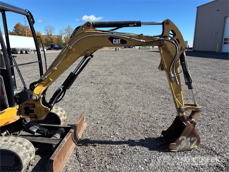 CAT 302.7DCR Mini Excavator Minigravemaskiner