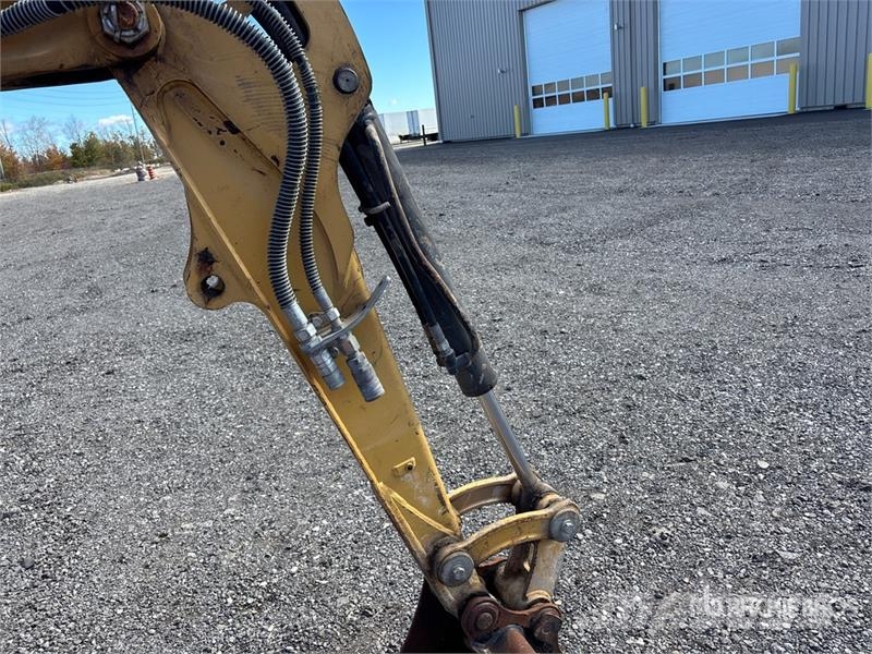 CAT 302.7DCR Mini Excavator Minigravemaskiner