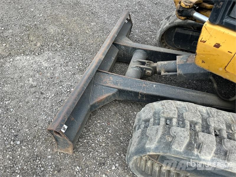CAT 302.7DCR Mini Excavator Mini bageri <7t