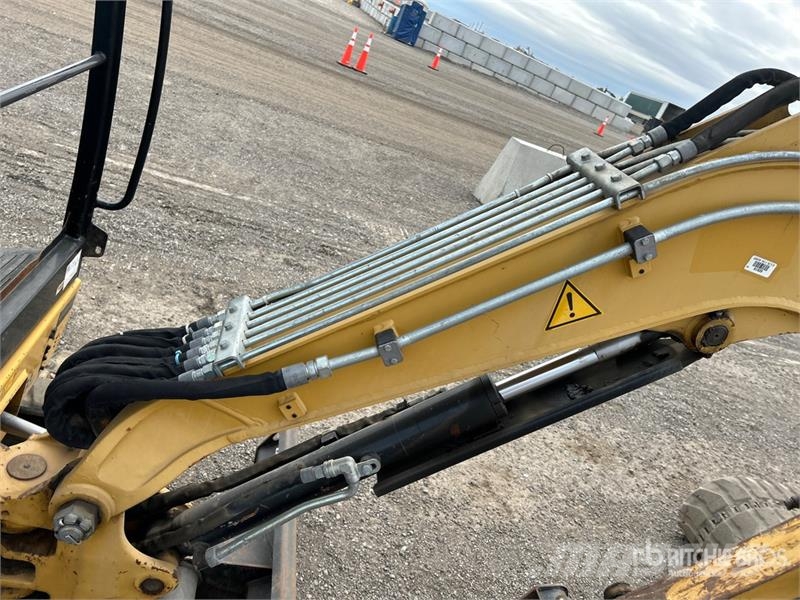 CAT 302.7DCR Mini Excavator Mini bageri <7t
