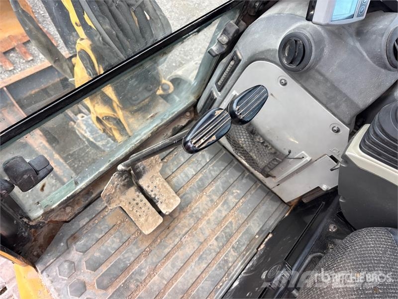CAT 304E2 CR Mini bageri <7t