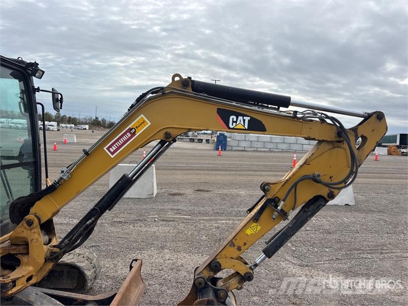 CAT 304E2 CR Mini bageri <7t