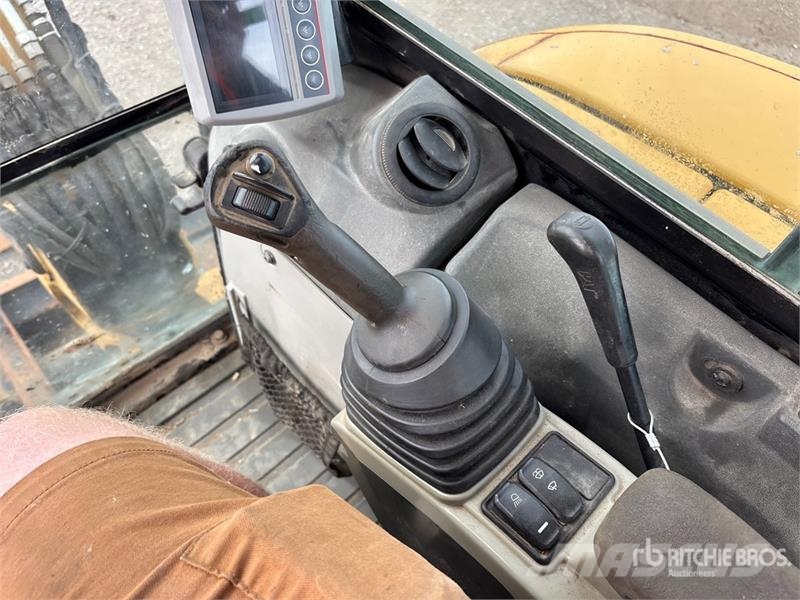 CAT 304E2 CR Mini bageri <7t