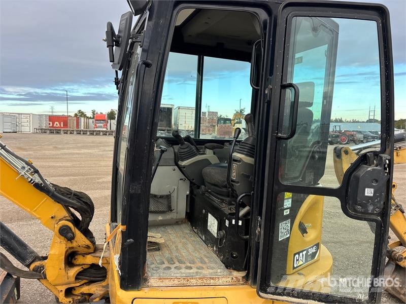 CAT 304E2 CR Mini bageri <7t