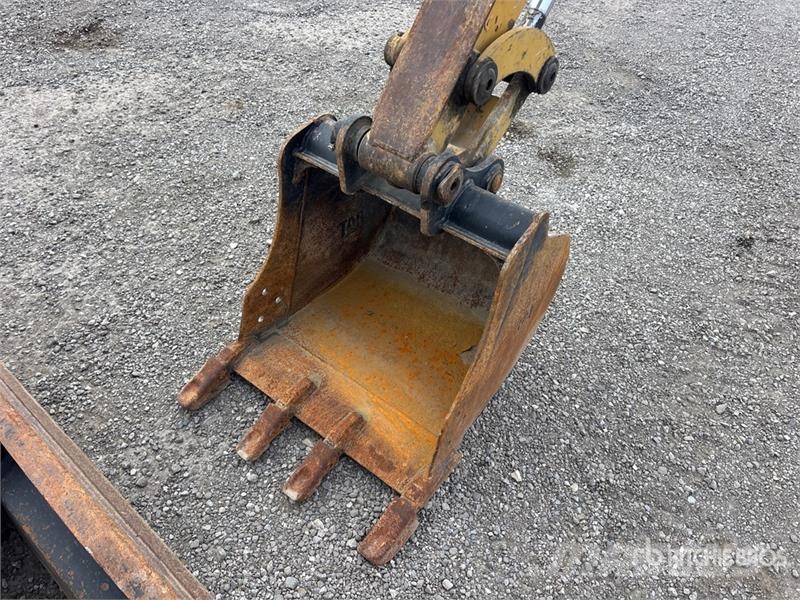 CAT 304E2 CR Mini bageri <7t