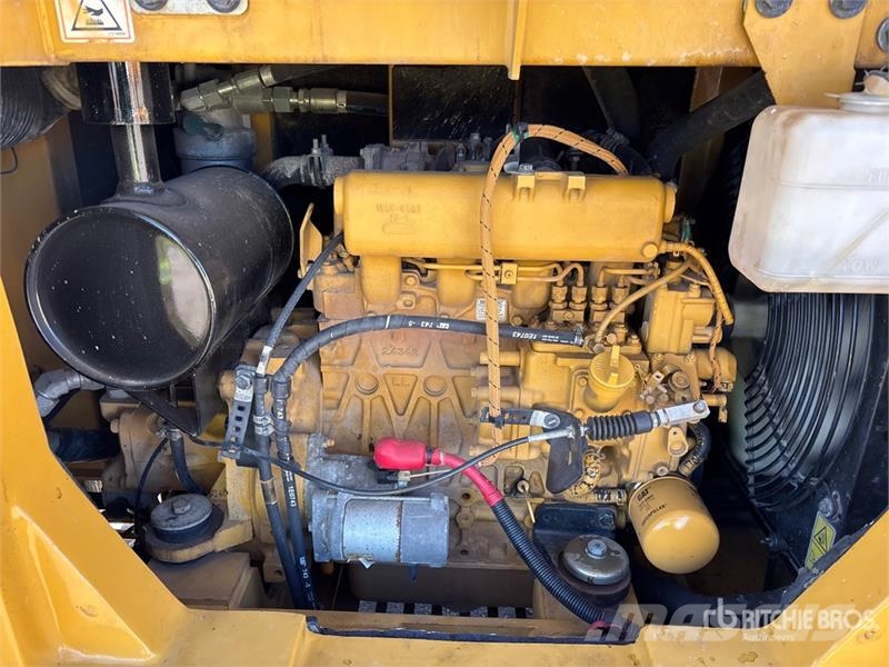 CAT 305.5E2 Mini Excavator Minigraafmachines < 7t