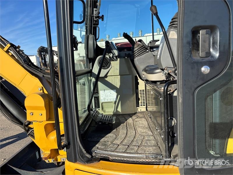 CAT 305E2 CR Mini Excavator Mini ekskavatori < 7 t