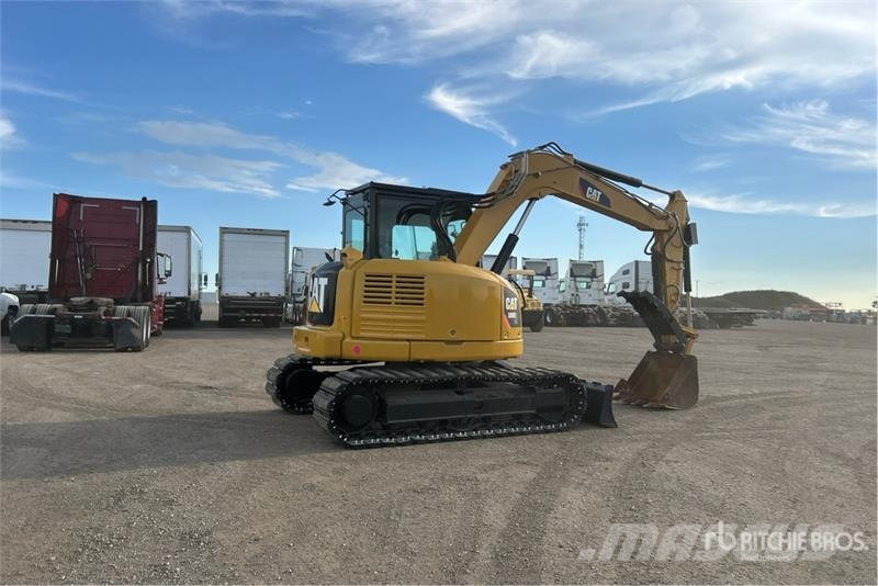 CAT 308E2 CR حفارات زحافة