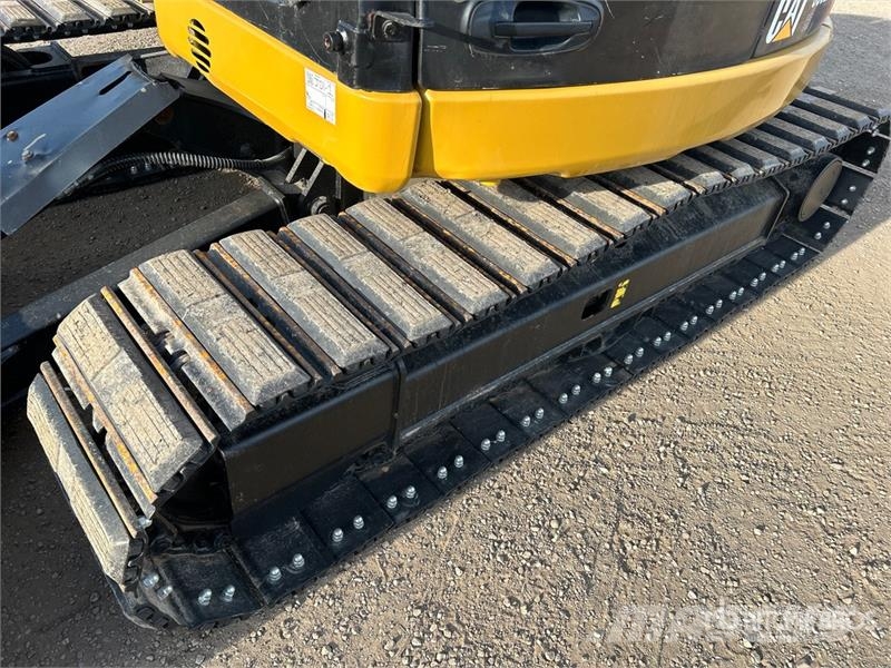 CAT 308E2 CR حفارات زحافة